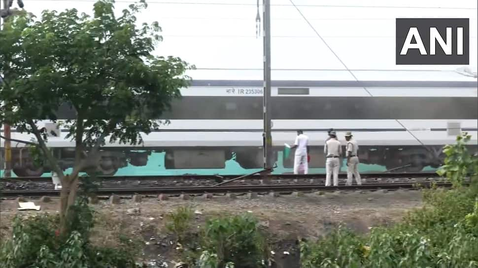 Watch Howrah Puri Vande Bharat Express Crosses Odisha Train Accident