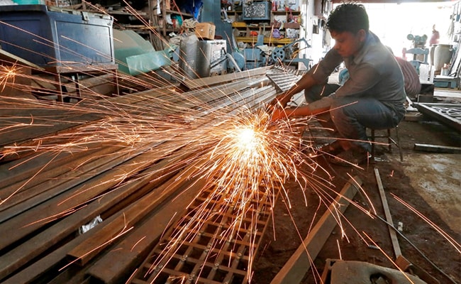 Indian Economy Grows 7.8% In April-June, Compared To 6.1% In Last Quarter